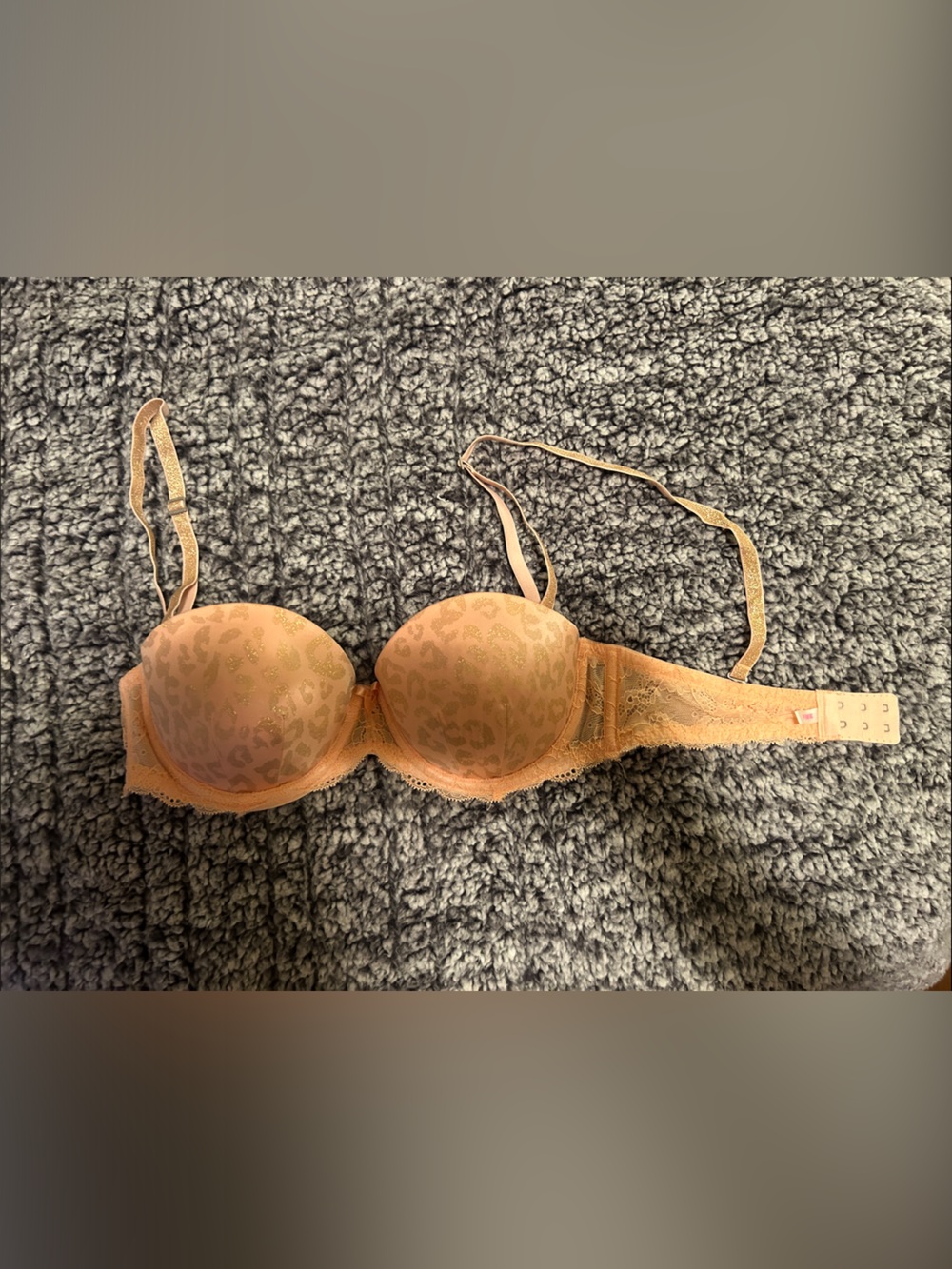 Victoria's Secret PINK Peach Lace Push-Up Bra